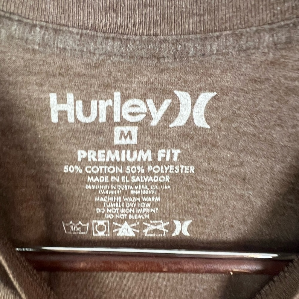 Hurley T-Shirt Brown Size Medium - Picture 7 of 7